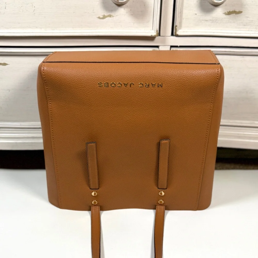 Marc Jacobs Jordan Pebbled Leather Tote - Picture 5 of 9